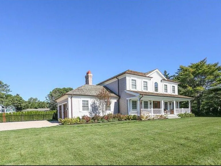 39 Middle Pond Rd — Photo 7