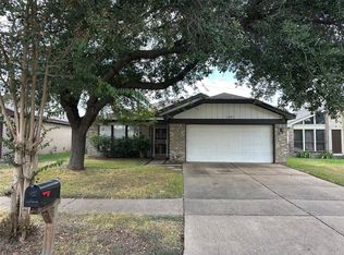 11807 Acadian Dr, Houston, TX 77099