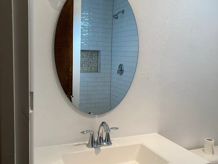 292 Rossmore Dr #B — Photo 8