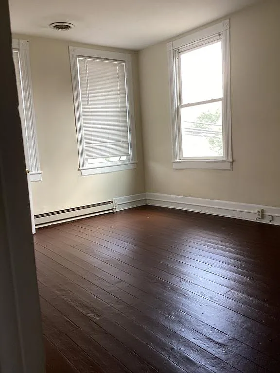 2511 Beech Ave — Photo 4