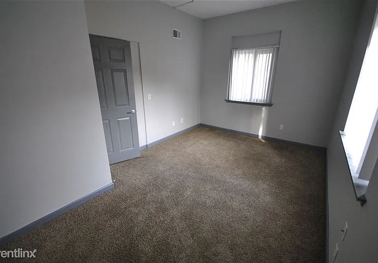 825 Tappan — Photo 10