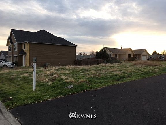 2nd image of 1434 Landen Drive
