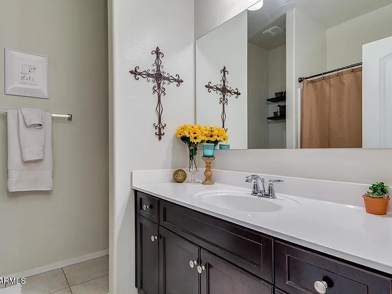 3138 N 303rd Dr — Photo 22