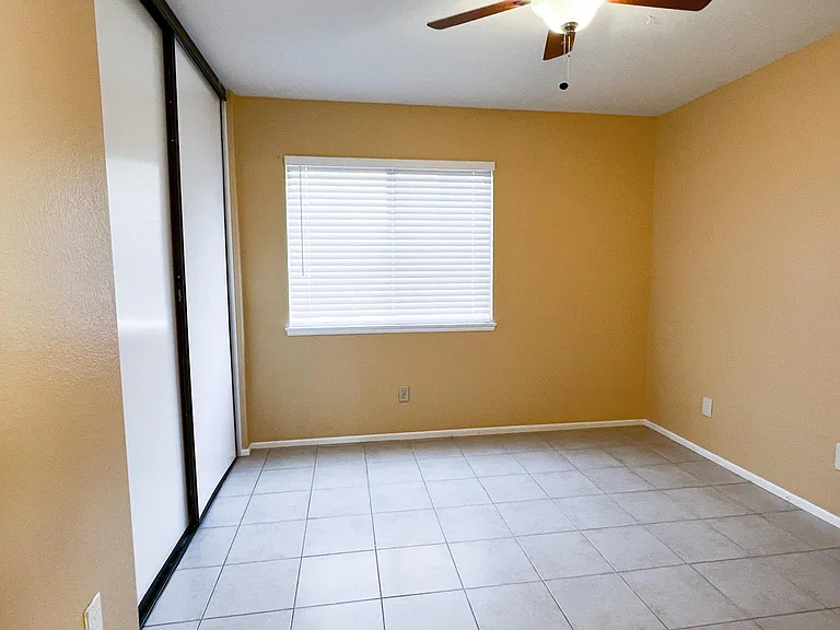 8558 Sandhill Dr — Photo 17