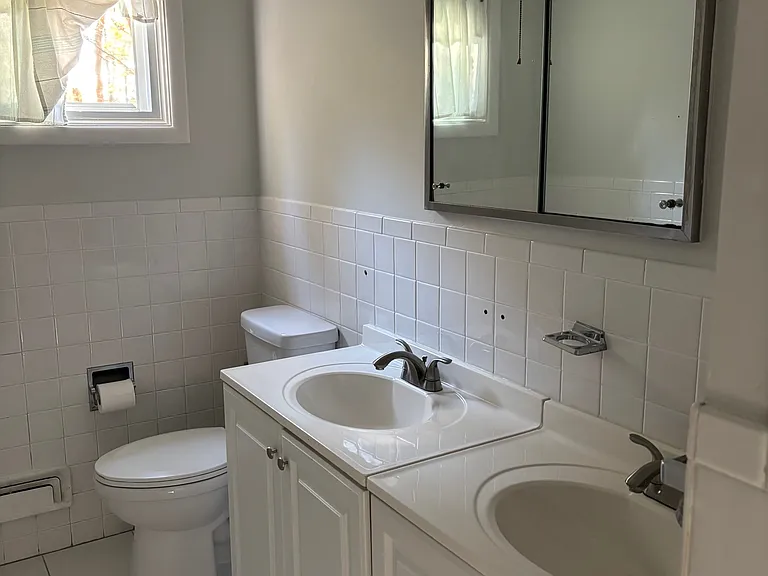 57 Truesdale Lake Dr — Photo 7