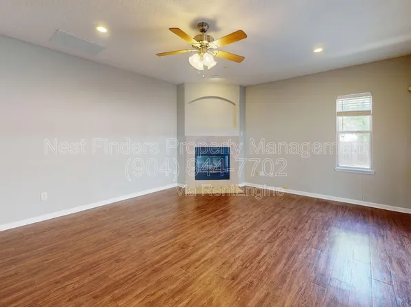 14664 Falling Waters Dr, Jacksonville, FL 32258
