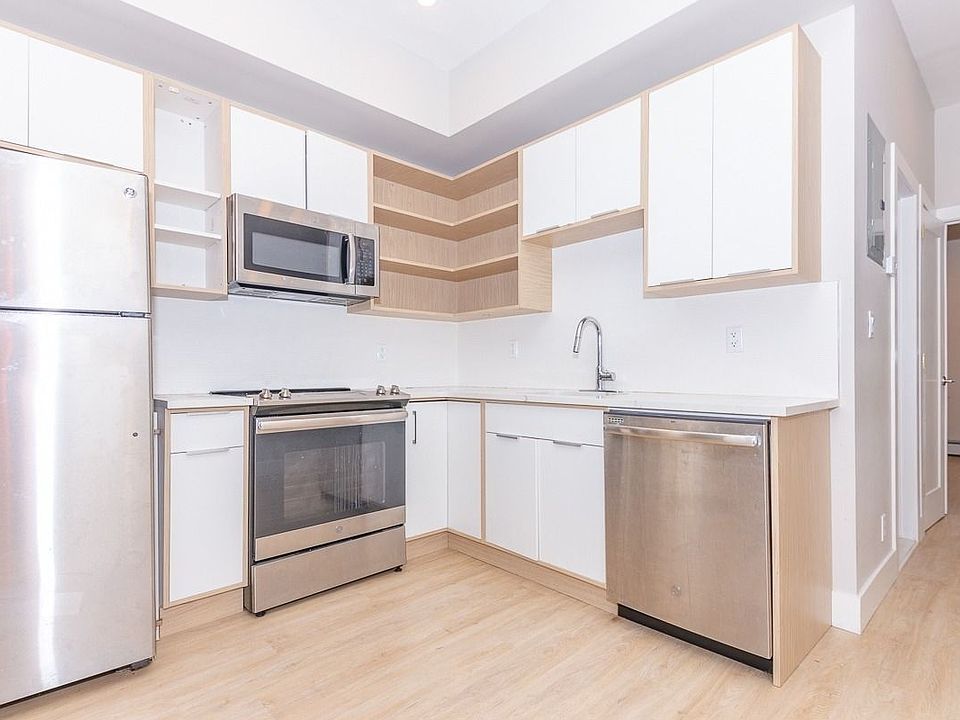 1st image of 810 Macon St #5F