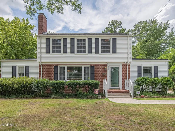 2002 E Fourth Street, Greenville, NC 27834