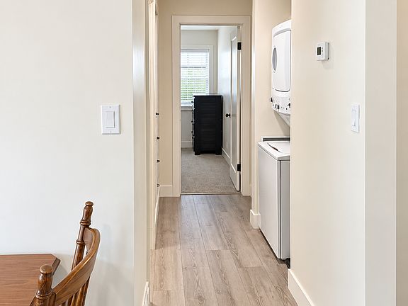 5th image of 1451 N 380 W