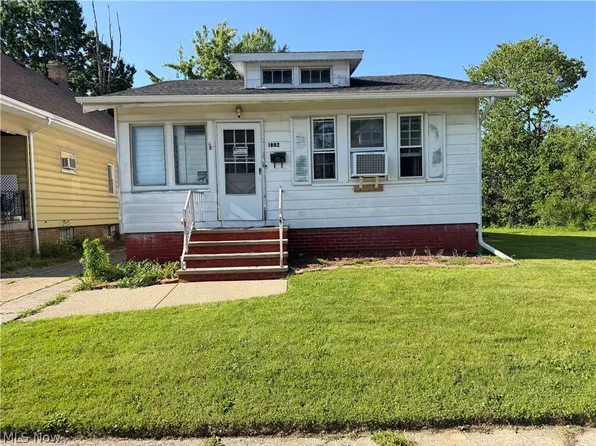 1802 Ardoyne Ave, Cleveland, OH 44109