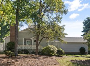 125 Pebble Ridge Ln, Winston Salem, NC 27104