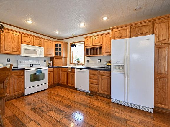 5th image of 1900 N 57th St