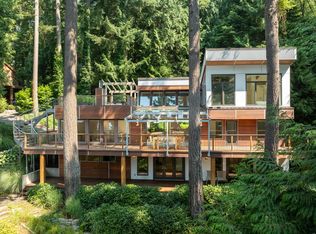170 Sunset Dr, Lions Bay, BC V0N 2E0