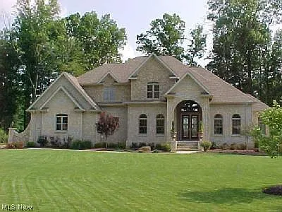 Bay Hill Dr NE photo 1