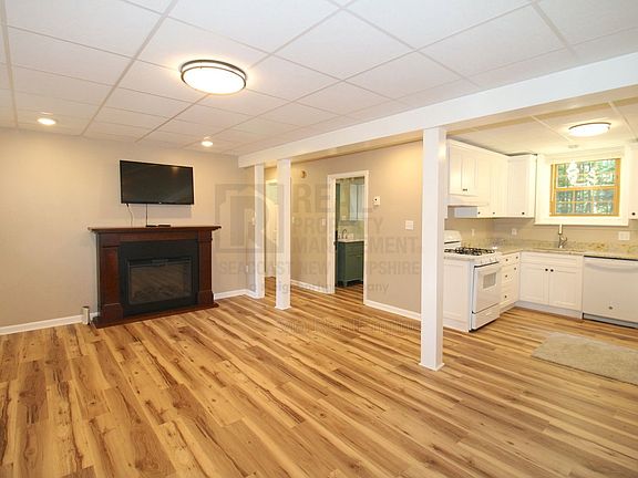 2nd image of 21 Hunter Dr #A
