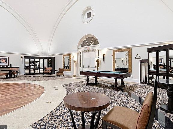 5th image of 203 Governors Ct