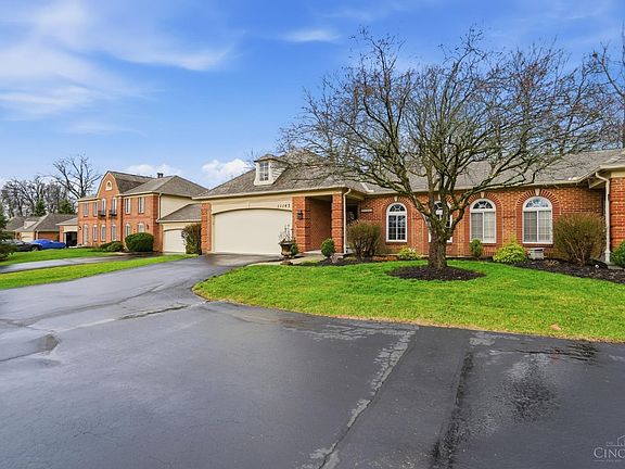 2nd image of 11143 Jardin Pl