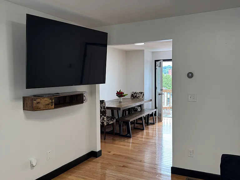 15 Irving St — Photo 9