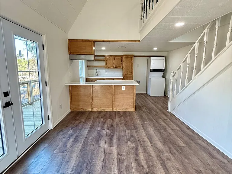 457 Impala Dr — Photo 7