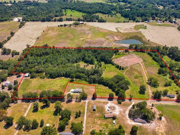 654 W Bluebird Rd, Gilmer, TX 75645