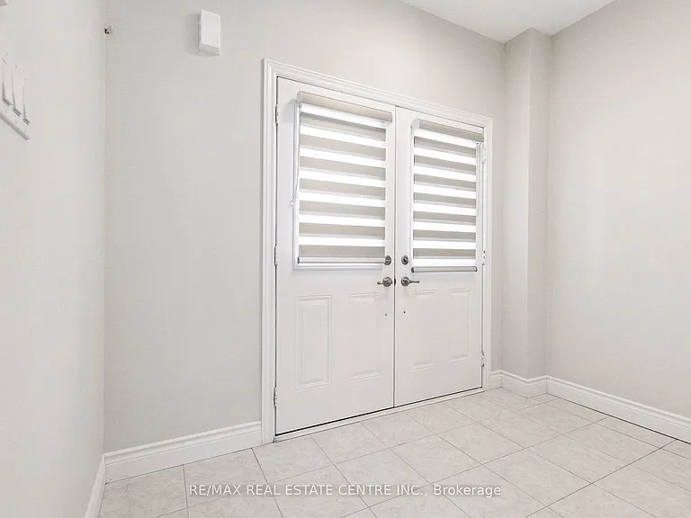 3 Ingalls Ave — Photo 2