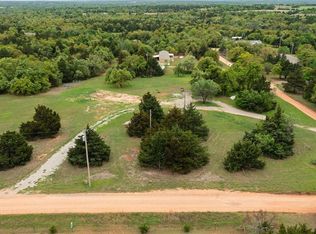 5881 Lesli Dr, Guthrie, OK 73044