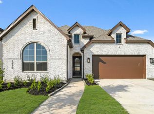 12315 Hackberry Dr, Mont Belvieu, TX 77523