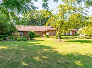 17855 Saint James Rd, Brookfield, WI 53045