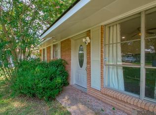 127 Joan St, Denham Springs, LA 70726