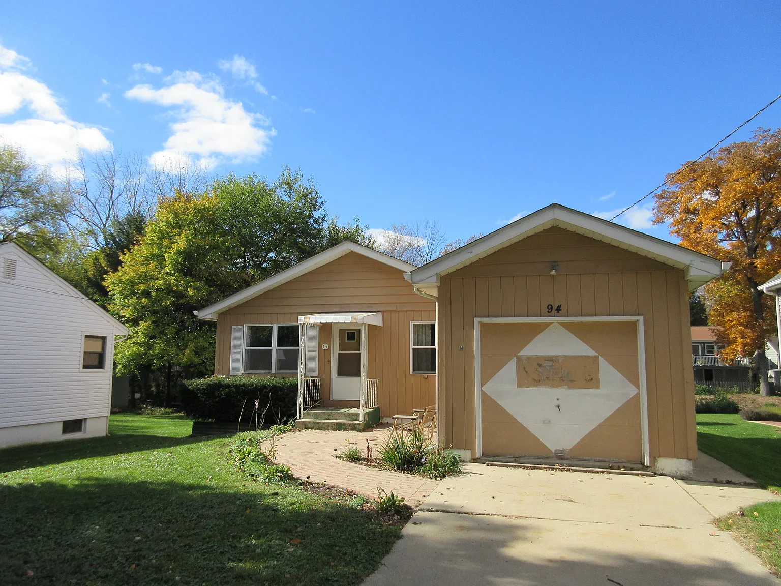 94 Cedar Dr photo 1