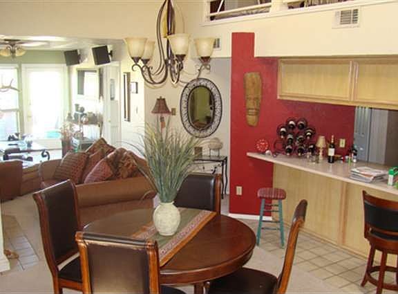 5th image of 507 NW Fairway Villa Pl APT 2