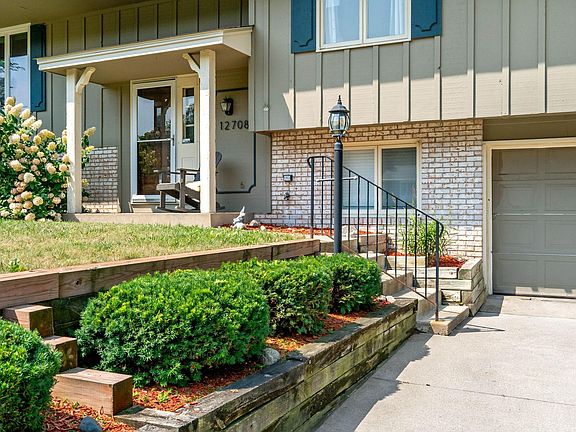 3rd image of 12708 Parkwood Dr