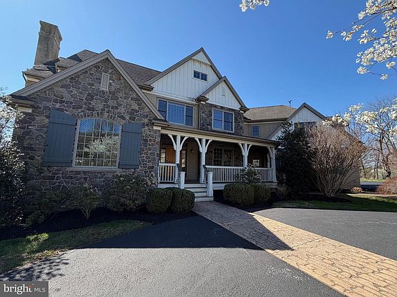 3rd image of 1771 Indian Run Rd