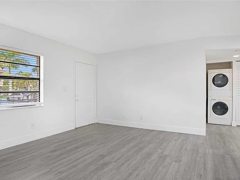 9466 Boca Cove Cir #303 — Photo 34