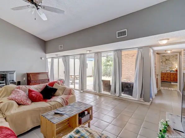 12110 SAILING AWAY ST, Live Oak, TX 78233