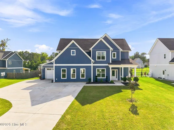 140 Tanglewood Court, Hampstead, NC 28443