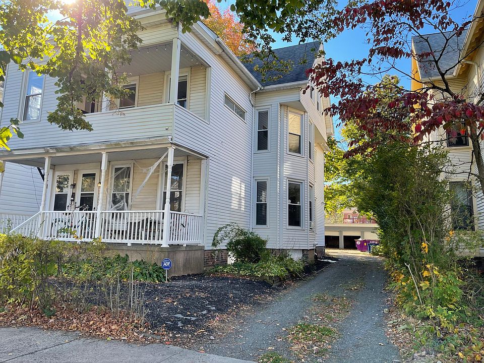 106 Bishop street, wide drive way in to backyard