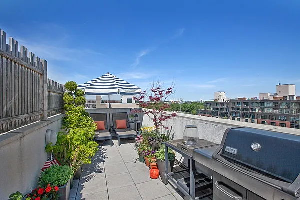 Sold by Corcoran | media 8