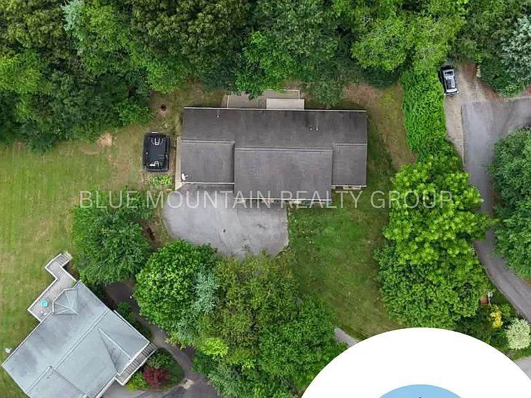 158 Hayfield Dr — Photo 6