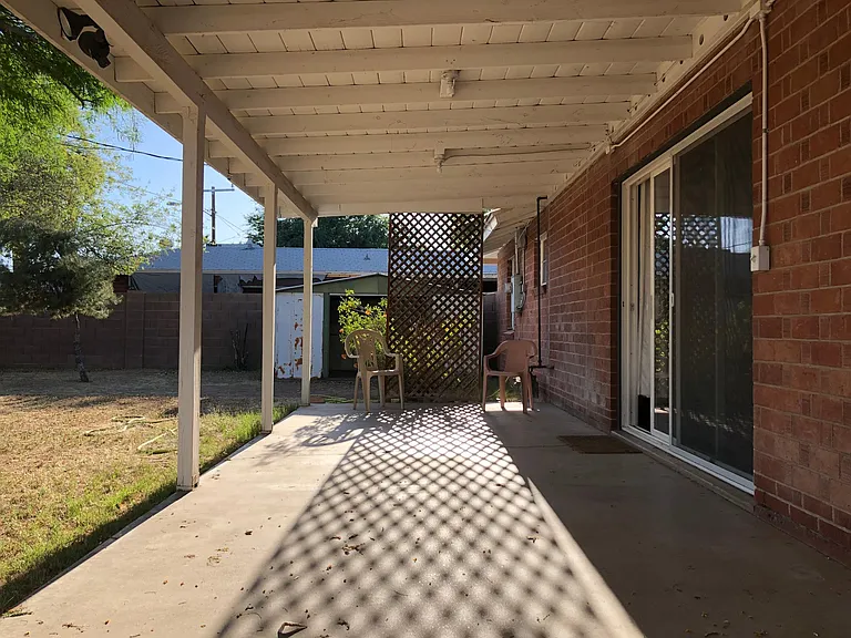 2201 W Catalina Dr — Photo 12