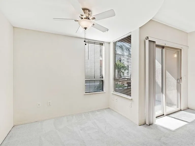 100 S Alameda St #232 — Photo 5