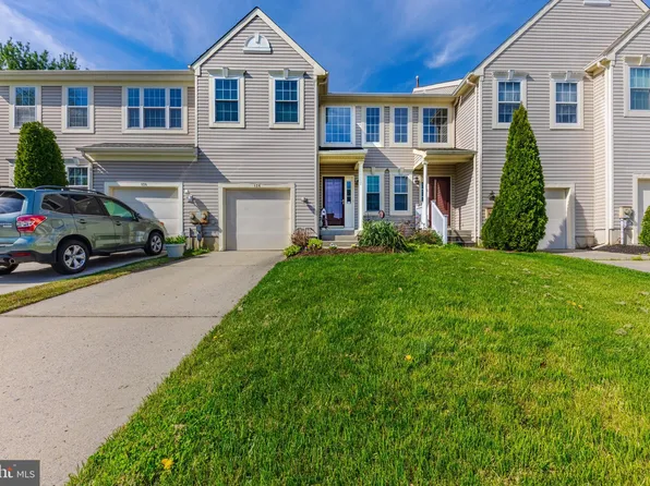 136 Dogwood Dr, Mullica Hill, NJ 08062