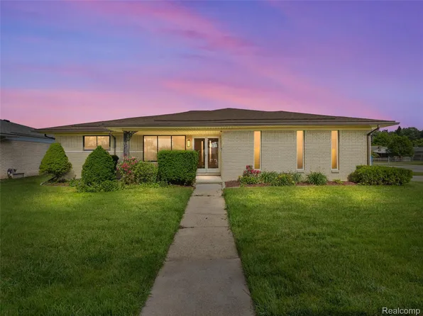28506 Steele Dr, Warren, MI 48088