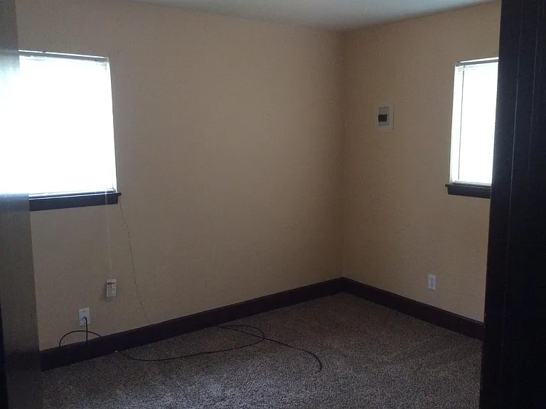 1504 Dakota St — Photo 5