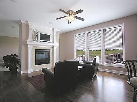 9008  Kitchen/Hearthroom