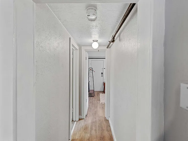864 S 5th St #6 — Photo 11