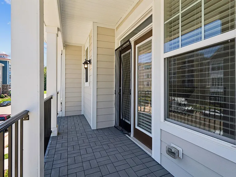 1550 Green Hill St — Photo 13