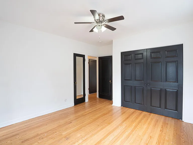 5018 Miami St — Photo 11