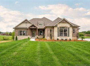 8842 Highland Lake Dr, Georgetown, IN 47122