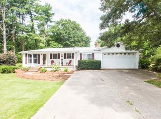 475 Mize Rd, Commerce, GA 30530